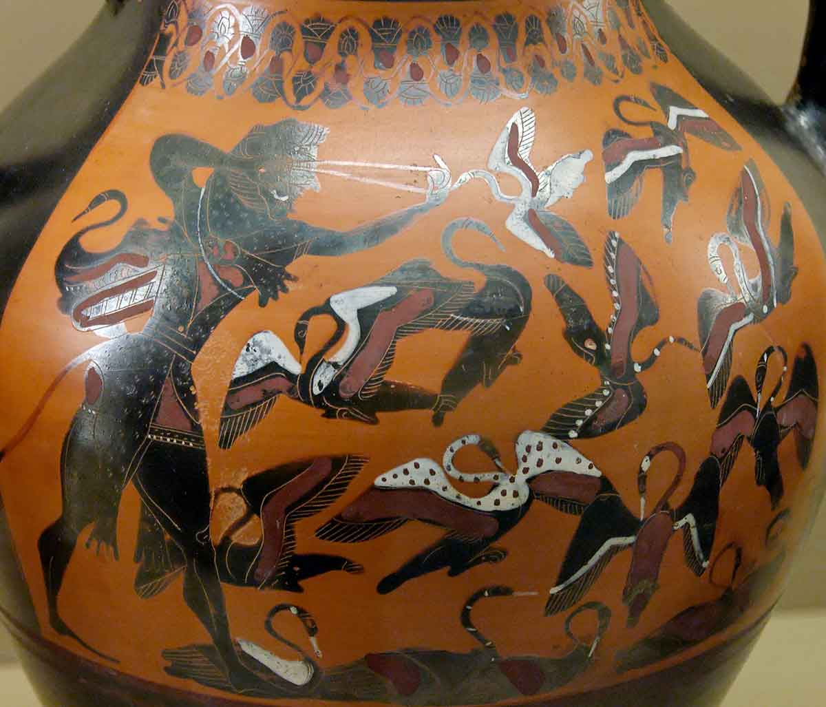 Heracles killing the Stymphalian birds with his sling, Attic black-figured amphora, 540 BCE