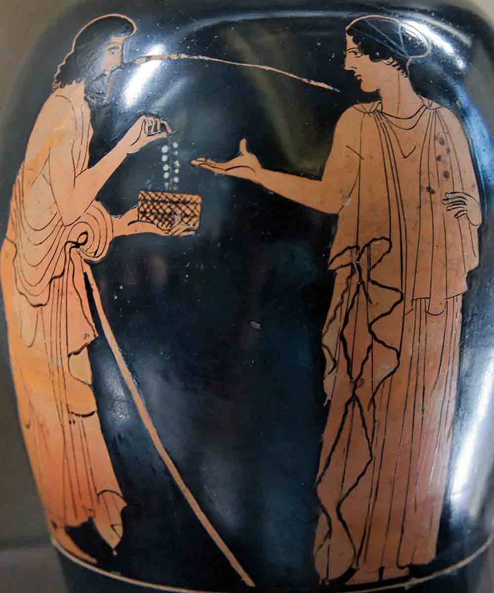 Polynices giving Eriphyle the necklace of Harmonia, by Mannheim Painter, 450-440 BCE